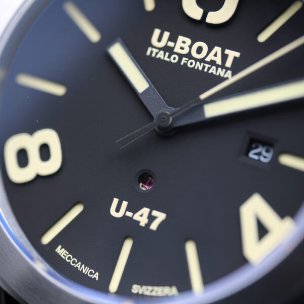 UB-8105_4.jpg