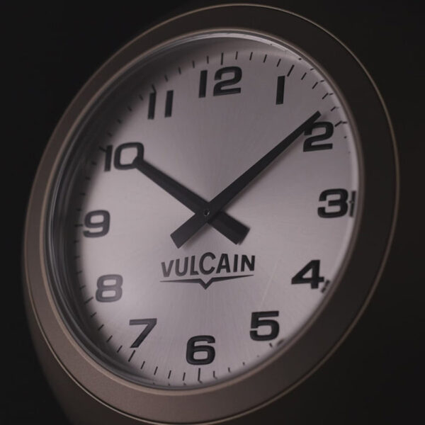 V-TCLOCK_5.jpg