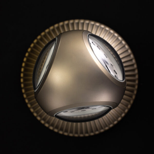 V-TCLOCK_8.jpg