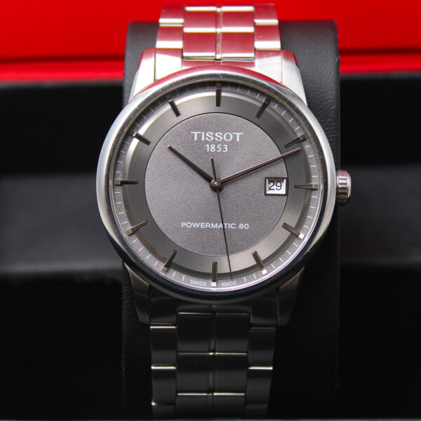 T086.407.11.061.00_9.jpg