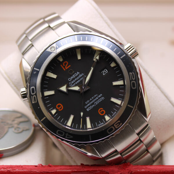 22005100-81815**_13.jpg