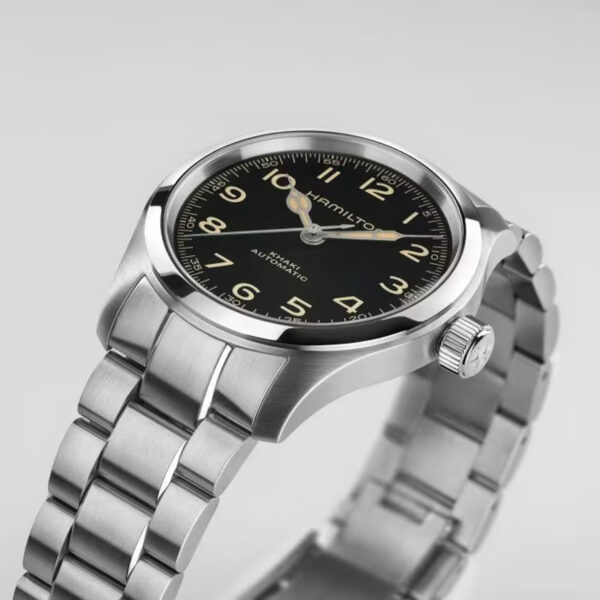 H70405130_8.jpg