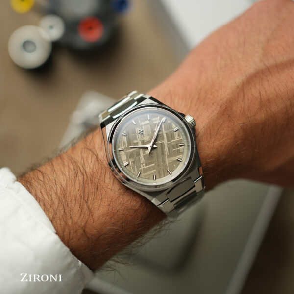 6221560C_3.jpg
