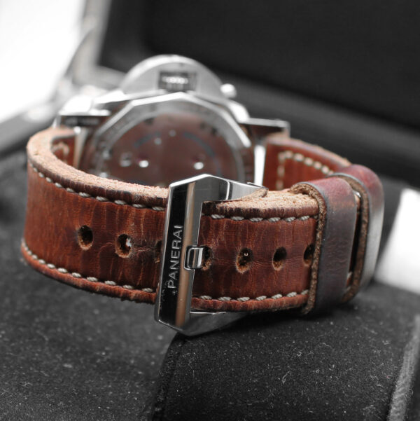 PAM00663_11.jpg
