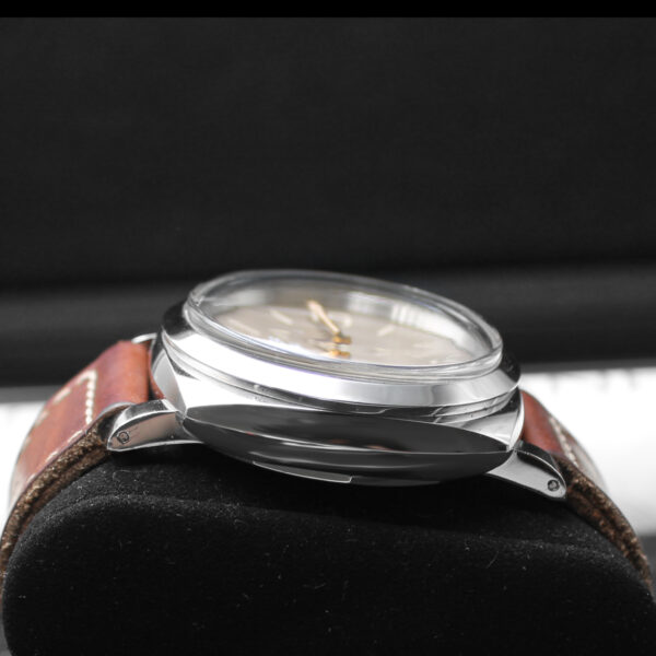 PAM00663_8.jpg