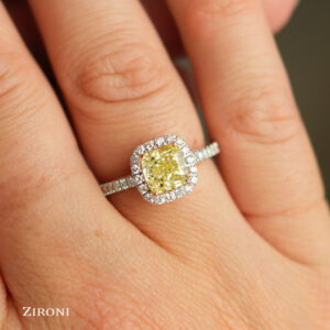 GIA FCY VS2 170_3.jpg