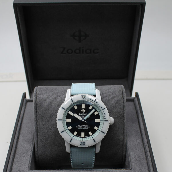 ZO9590_4.jpg