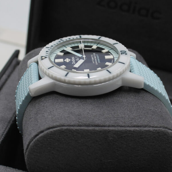 ZO9590_7.jpg