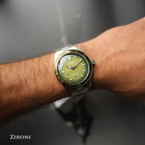 01 733 7707 4057-07 8 20 18_5.jpg