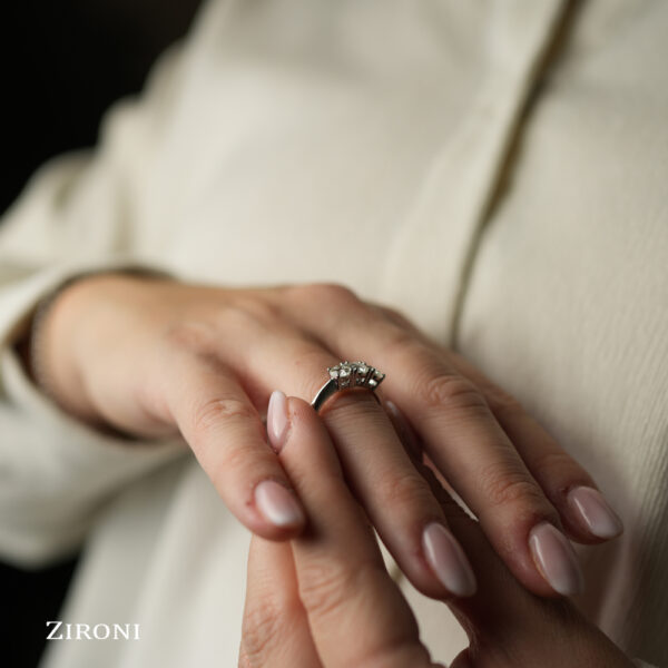 Trilogy IGI-Gia F Si1 1.04_10.jpg