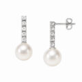 Orecchini pendenti con perle akoya (mm 7,5) e diamanti (ct 0,30)