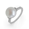 Anello in oro bianco con perla australiana (11 mm) e diamanti (ct. 0,15)