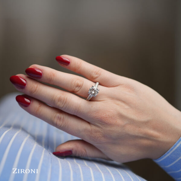 HRD F Vs2 Ct. 2.56_9.JPG