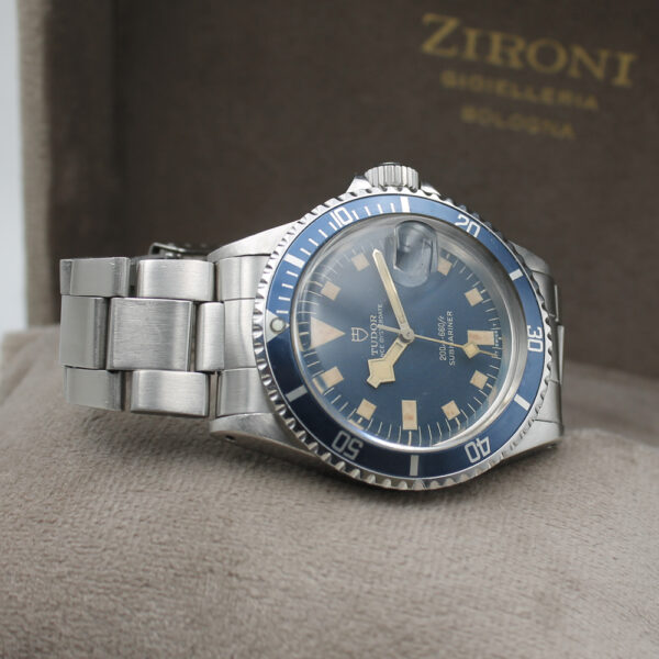 7021-0_7.jpg