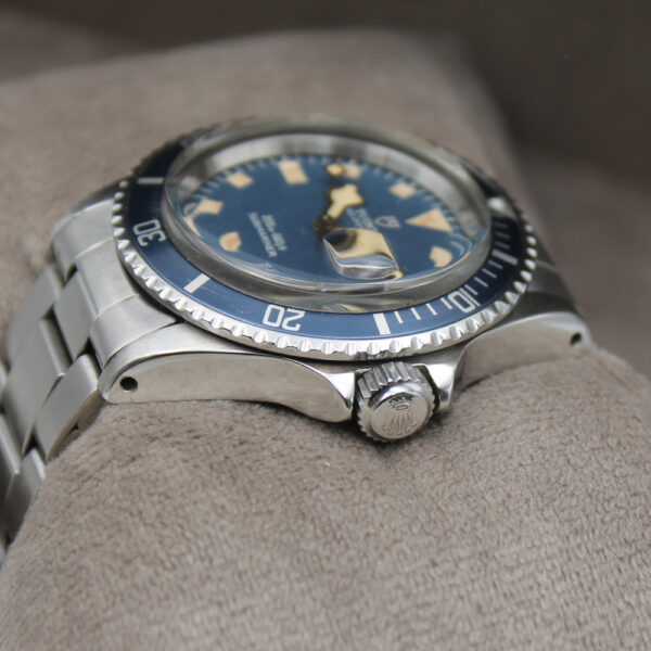 7021-0_8.jpg