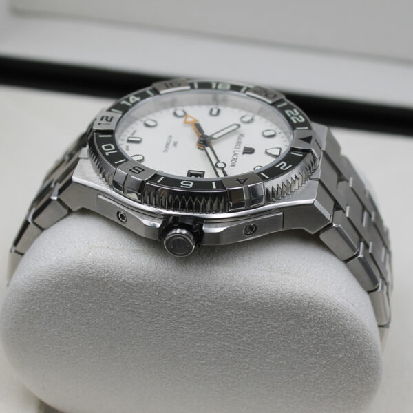 AI6158-SS002-130-1U_9.jpg