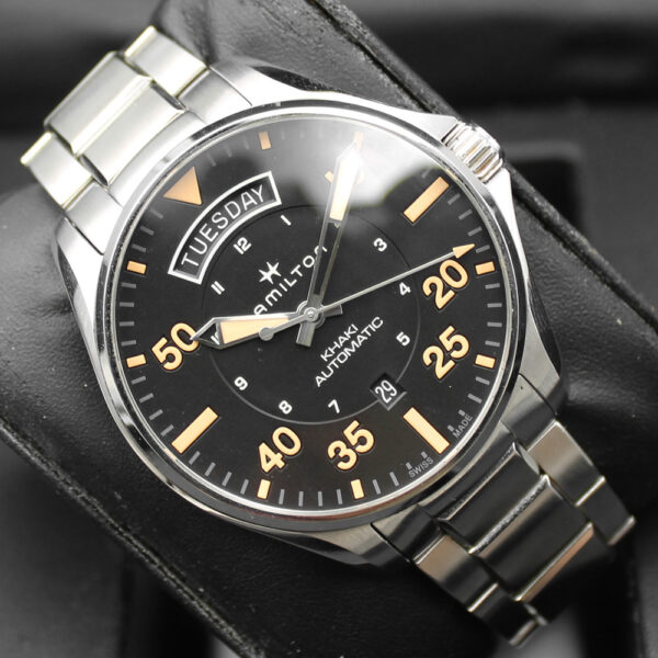 H64645531_11.jpg