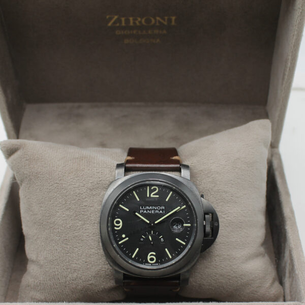 PAM00028-NS253548_4.jpg